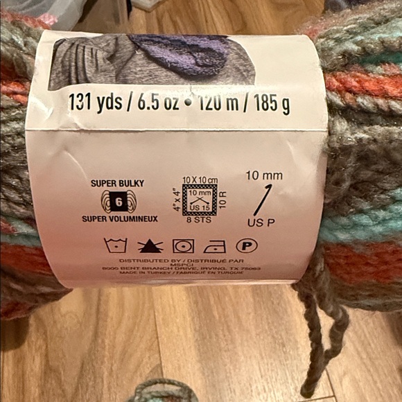 Multicolor Yarn Bundle - Picture 2 of 3